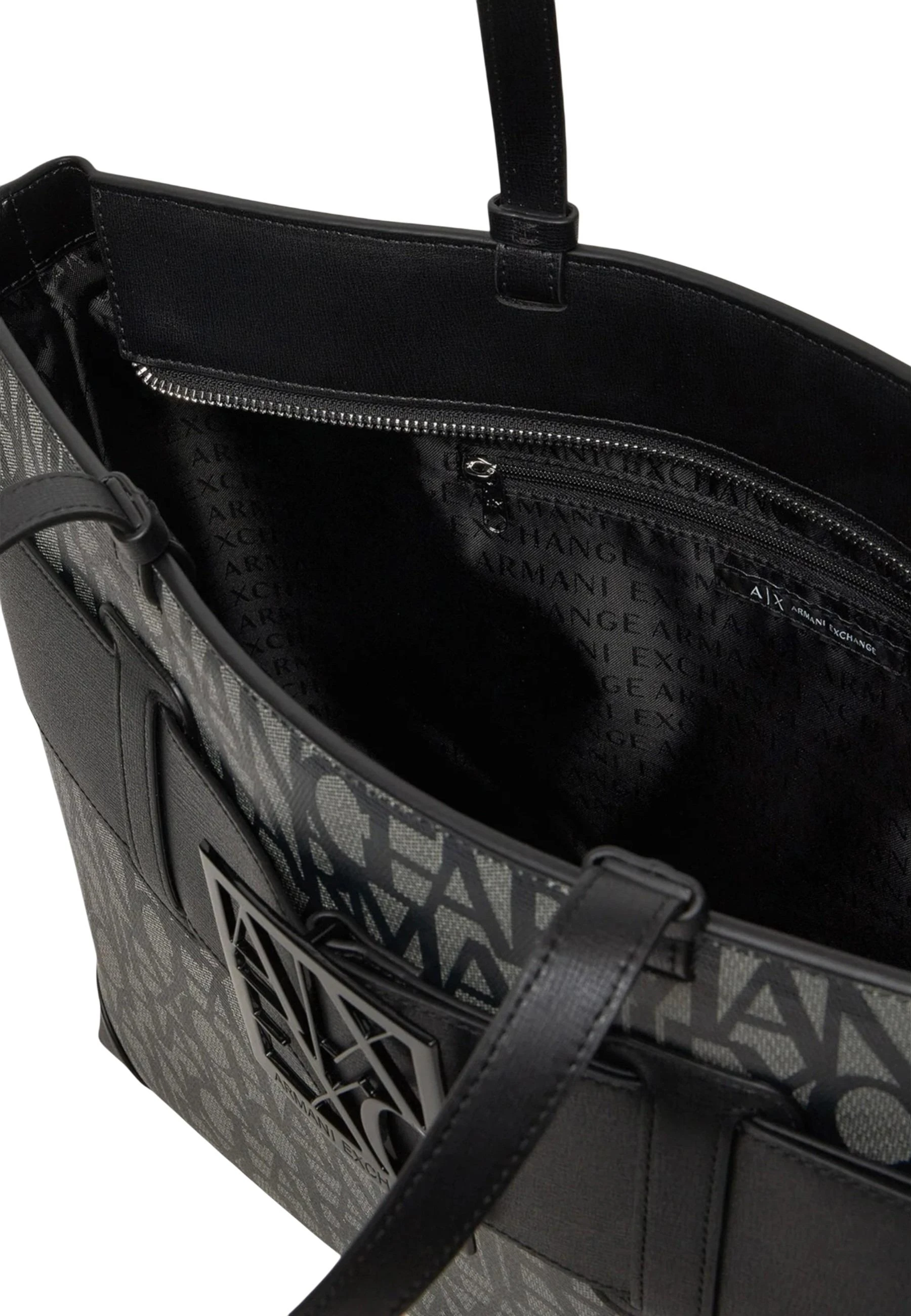 Сумки Armani Exchange