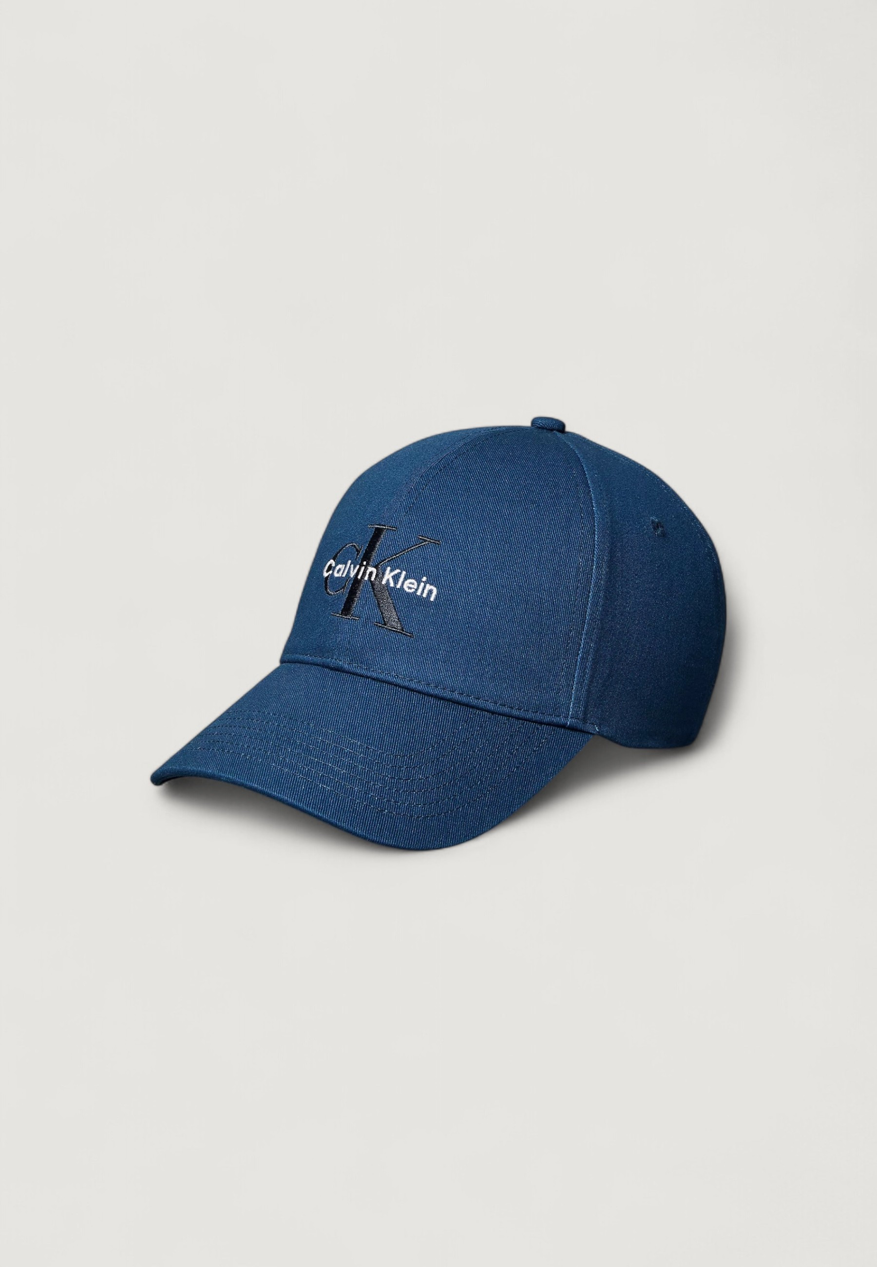 Кепка Calvin Klein Jeans