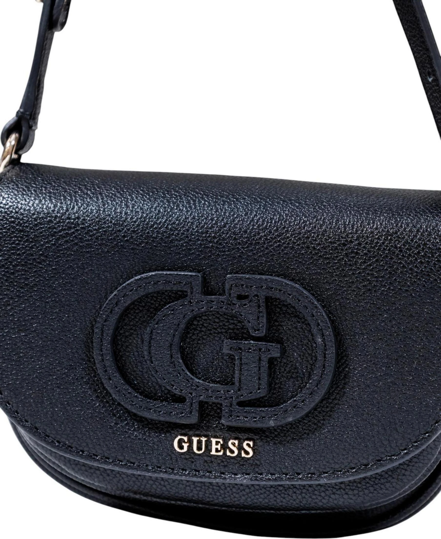 Сумки GUESS