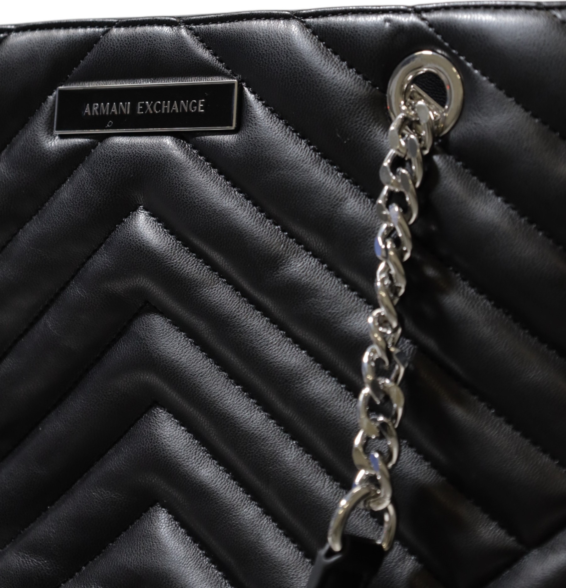 Сумки Armani Exchange