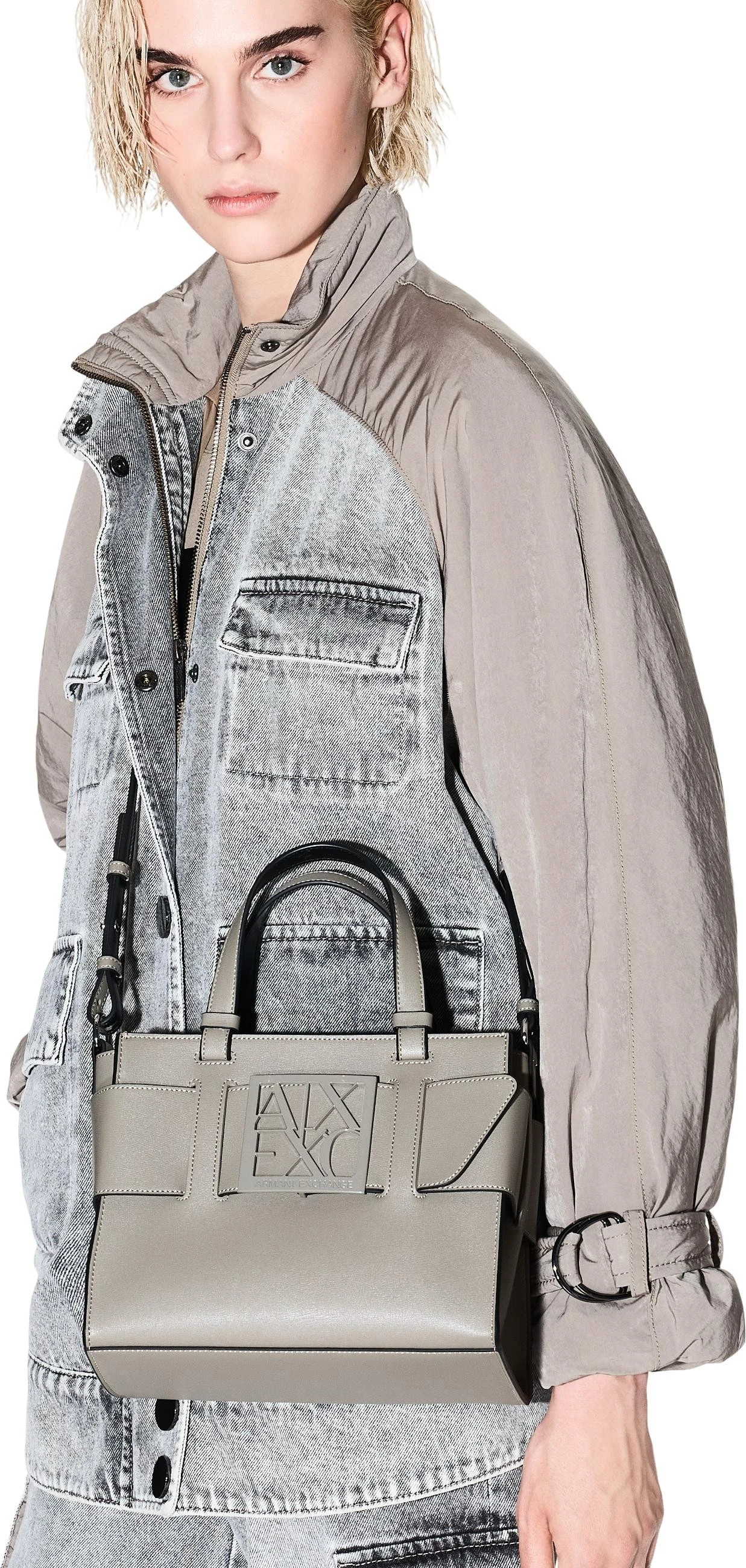 Сумки Armani Exchange