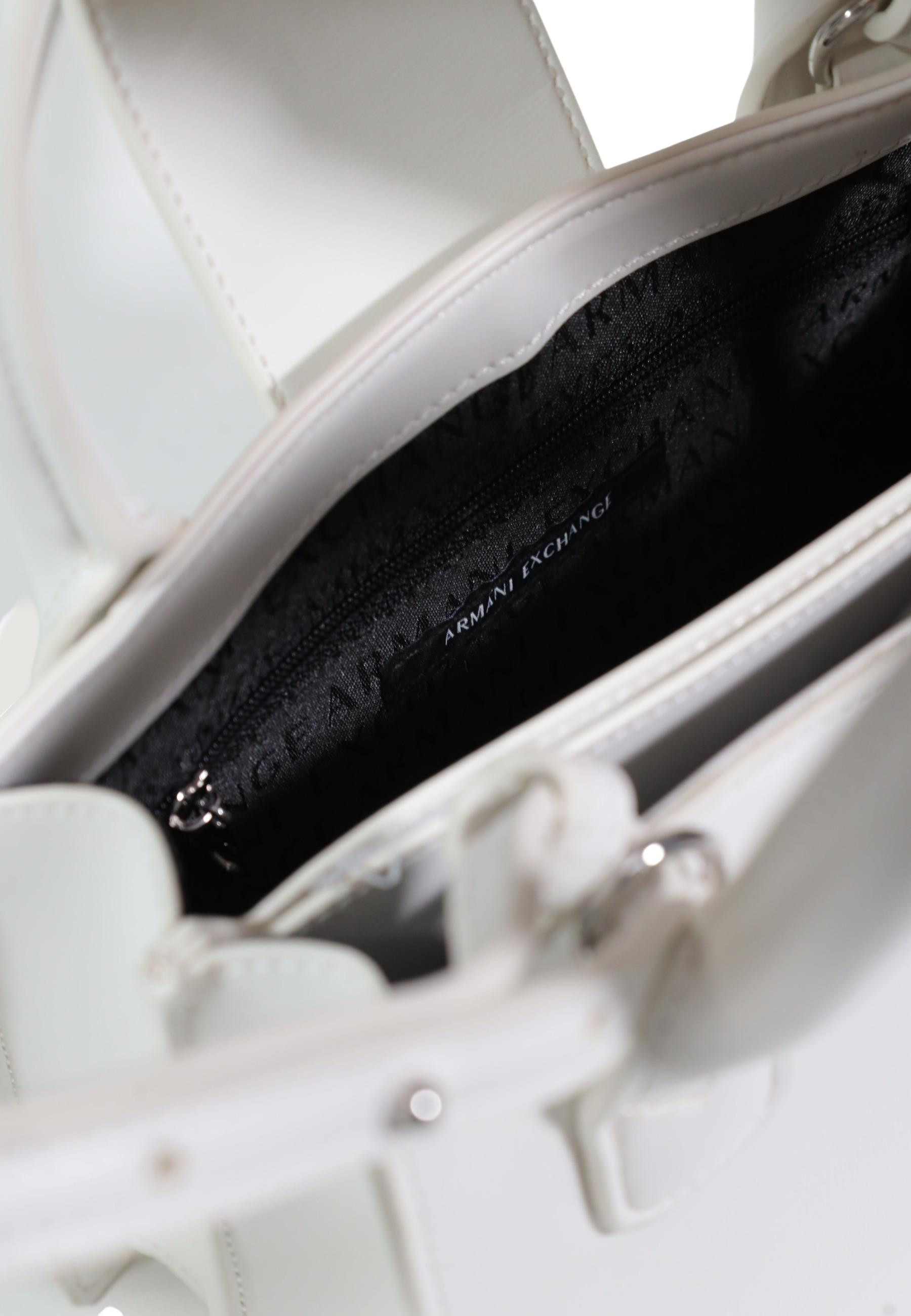 Сумки Armani Exchange