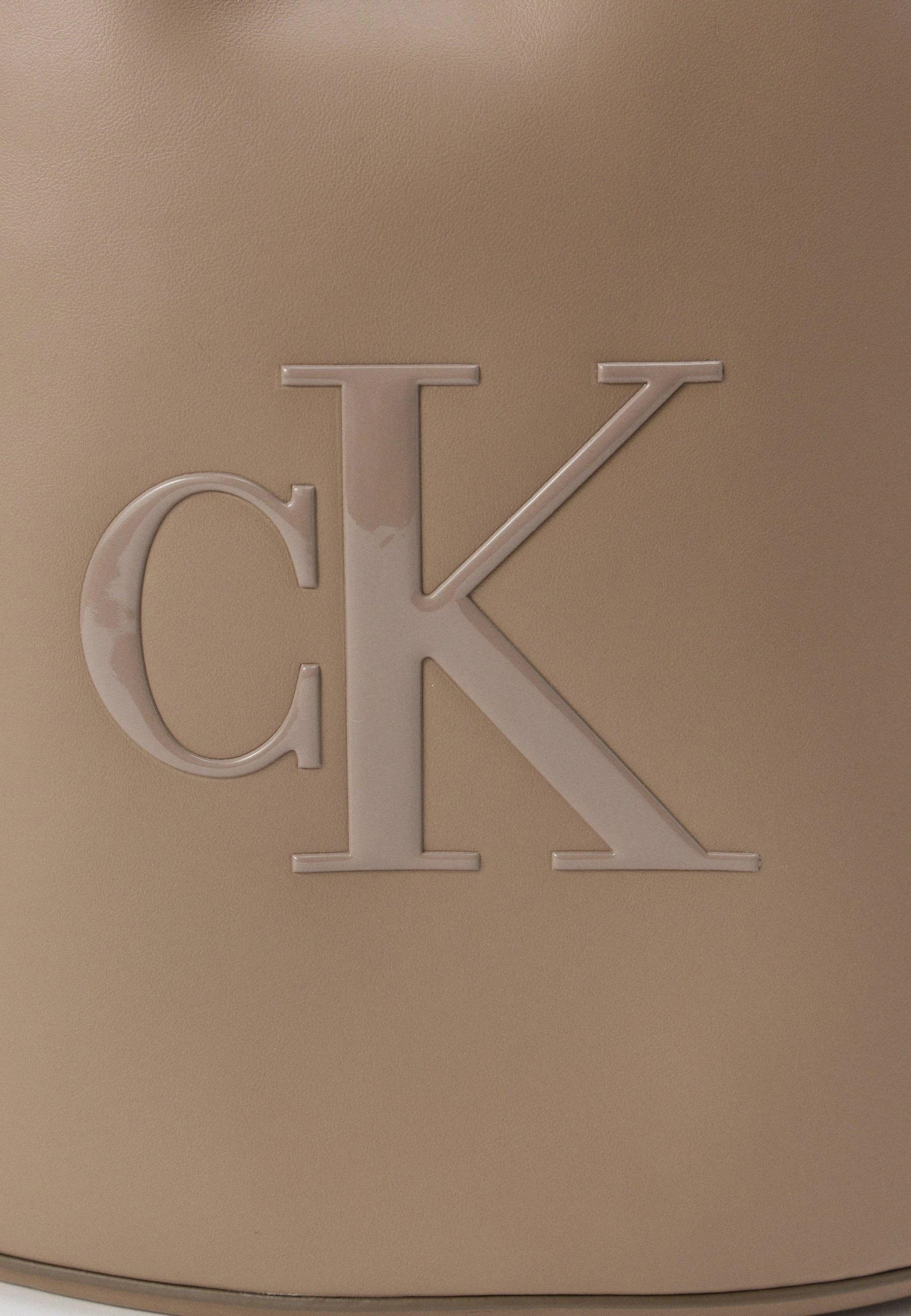 Сумки Calvin Klein