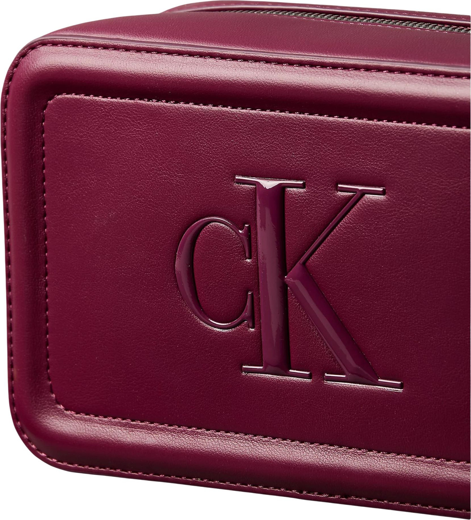 Сумки Calvin Klein