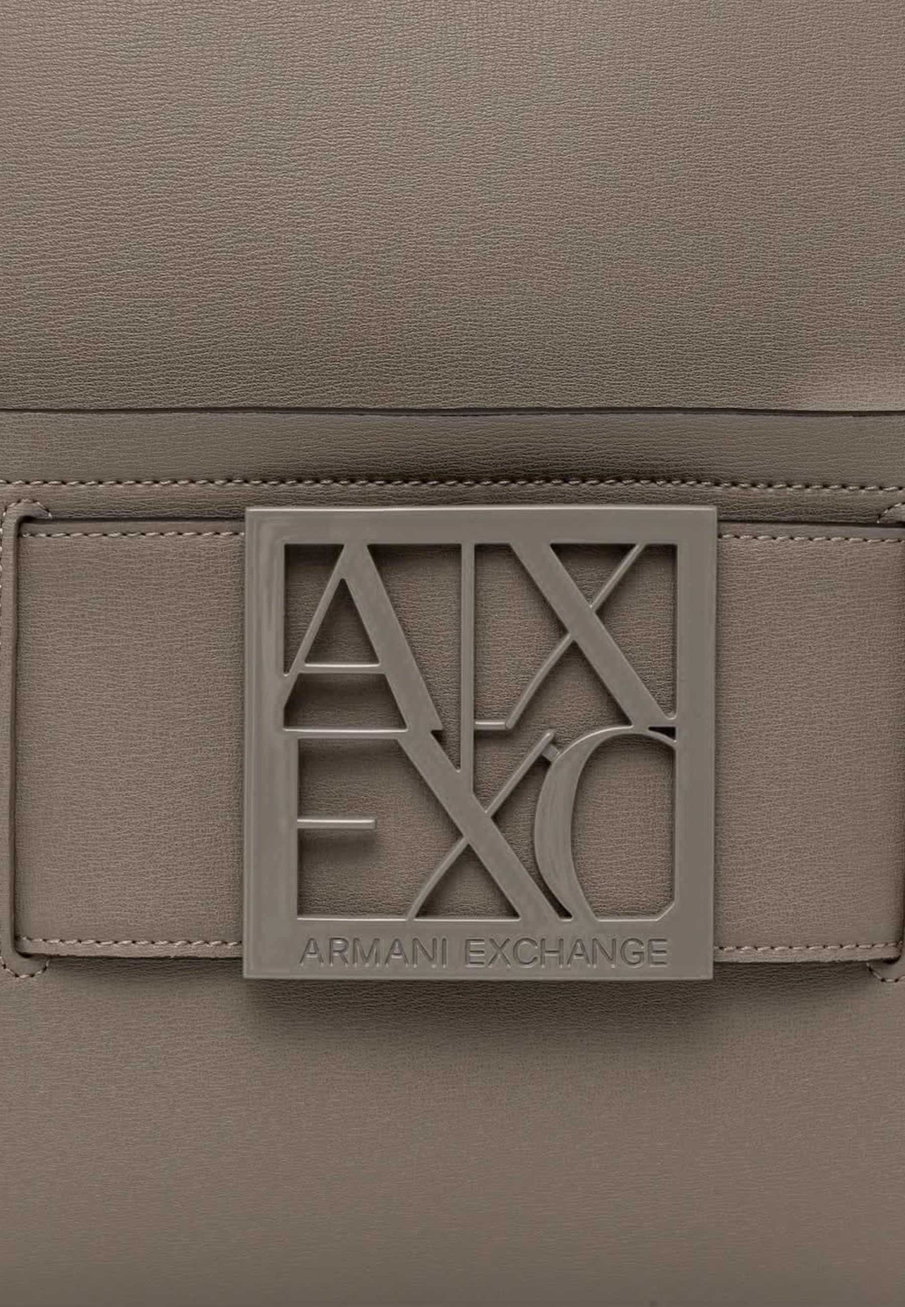 Рюкзаки Armani Exchange