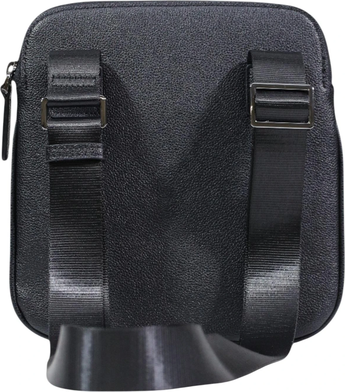 Сумки Armani Exchange