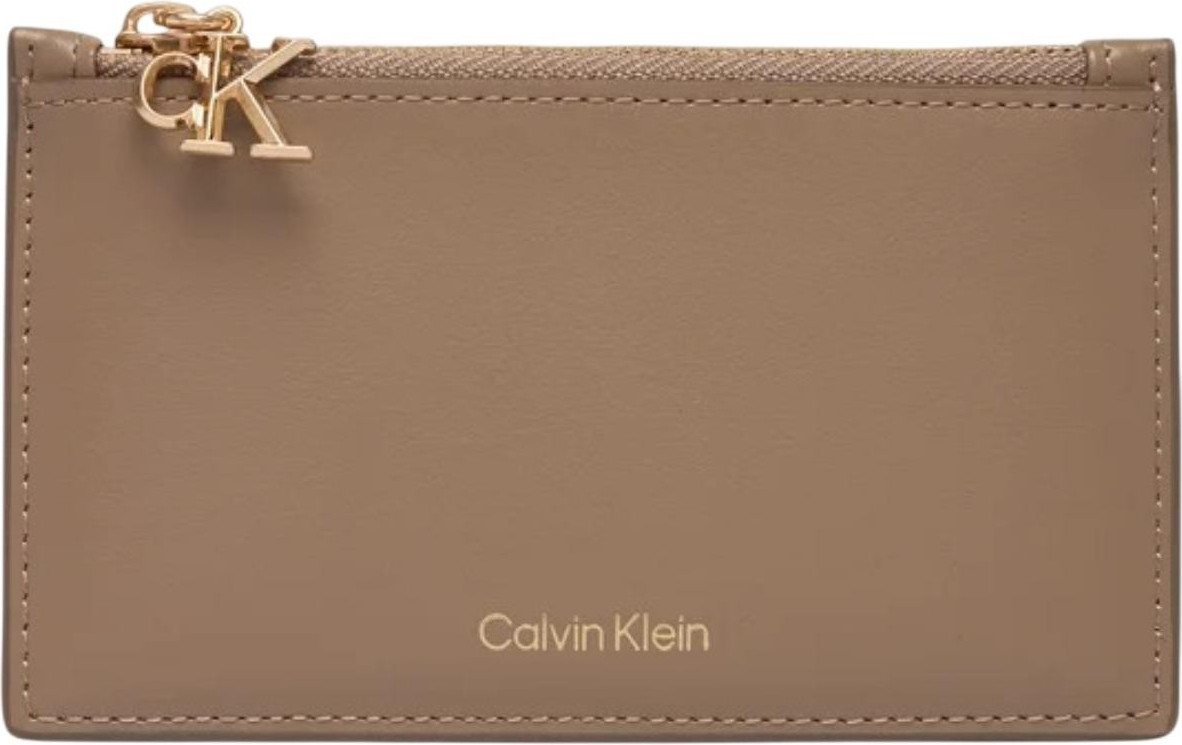 Кошельки Calvin Klein