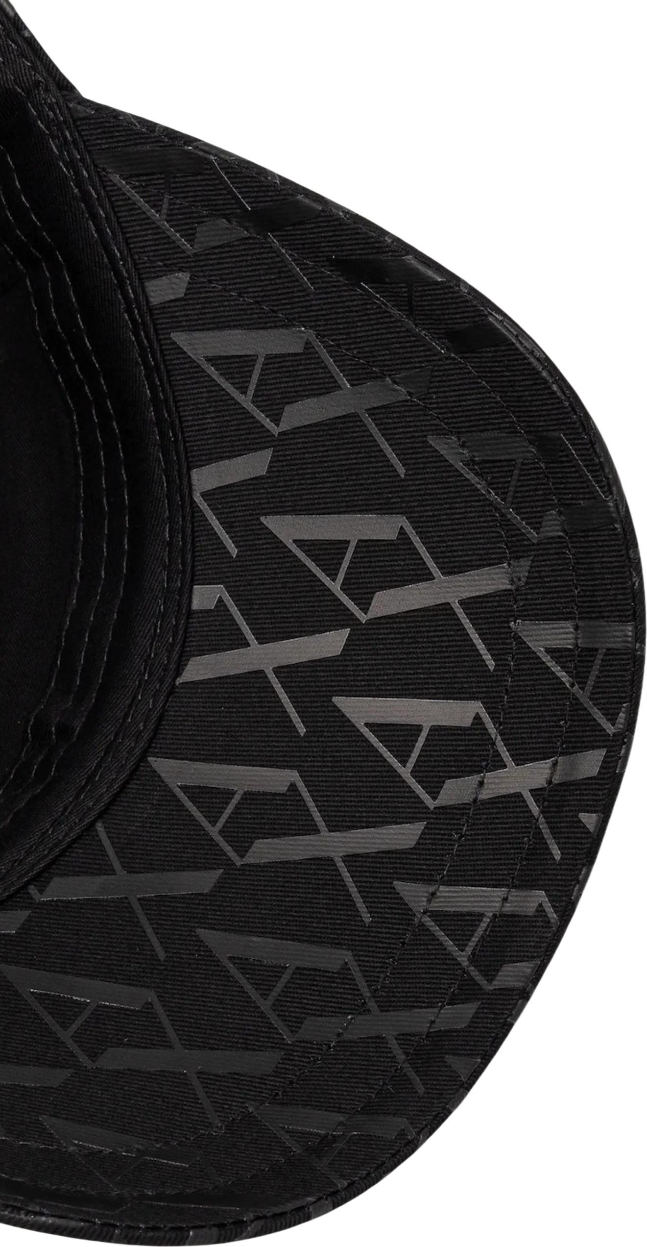 Кепка Armani Exchange