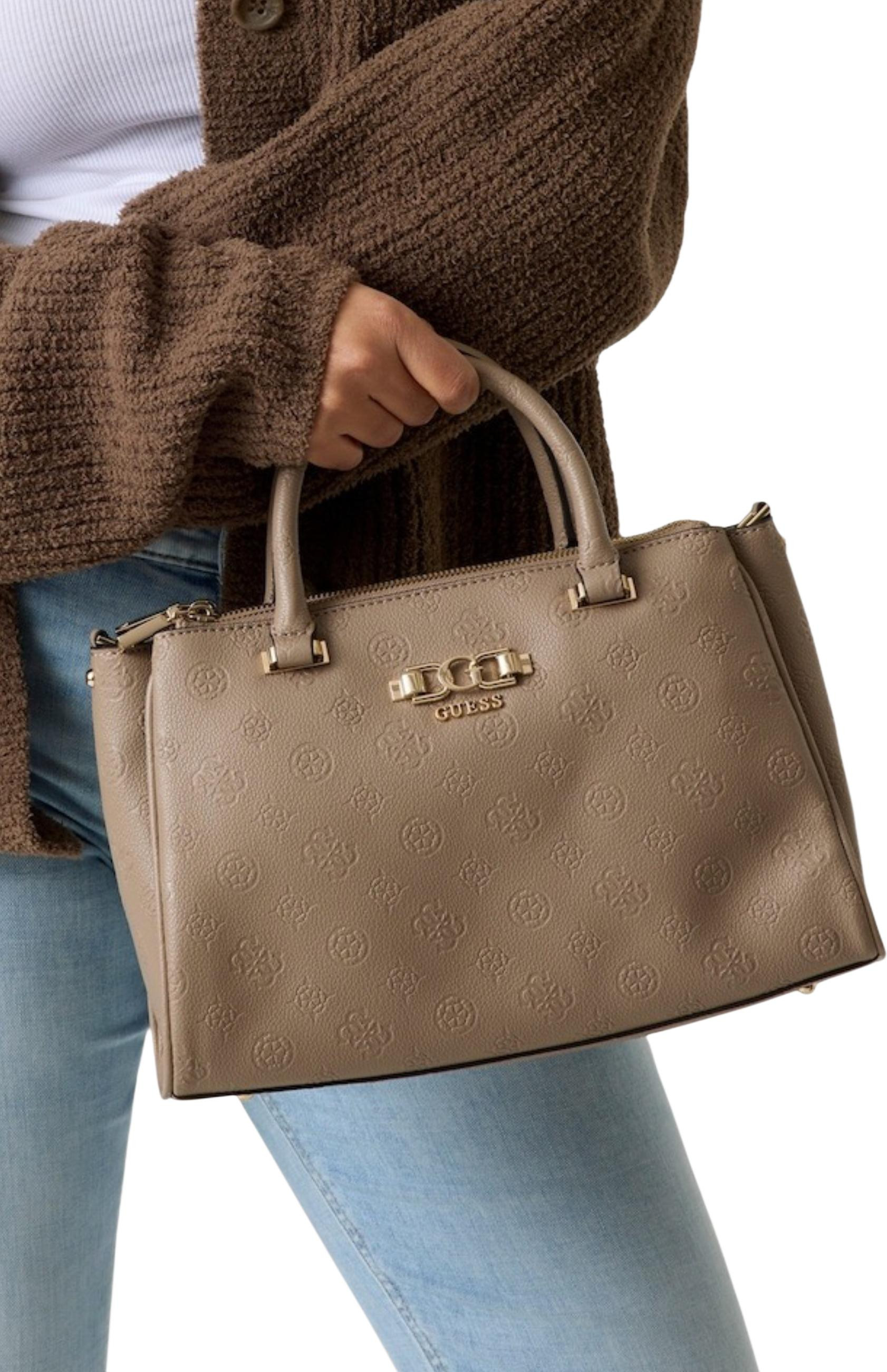 Сумки GUESS