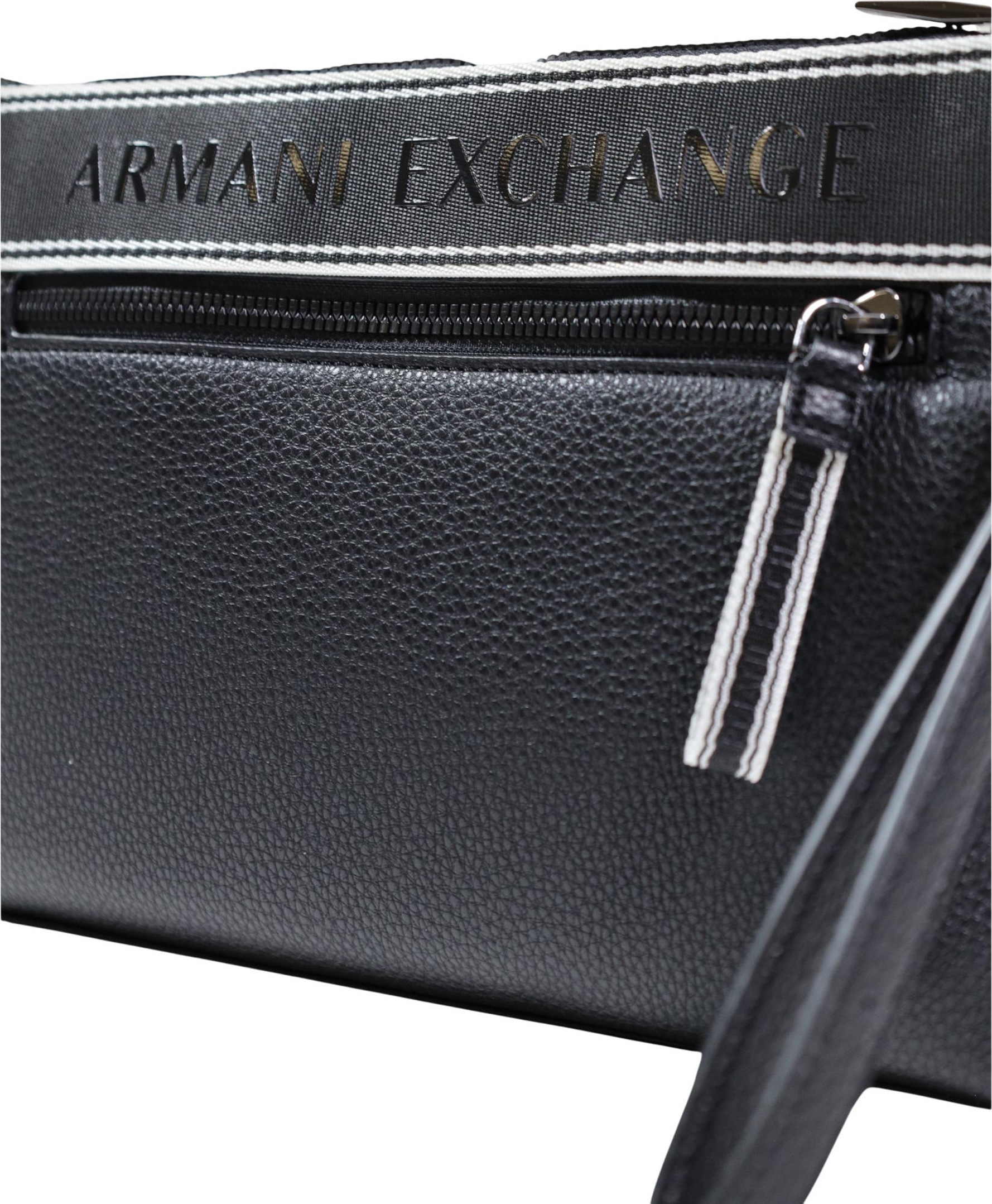 Сумки Armani Exchange