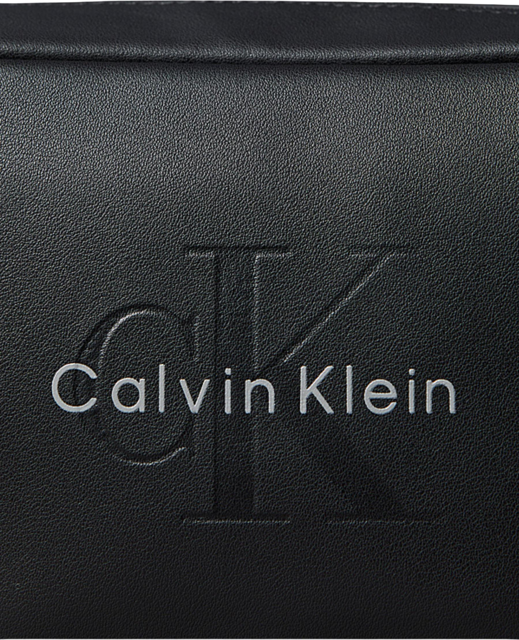 Сумки Calvin Klein