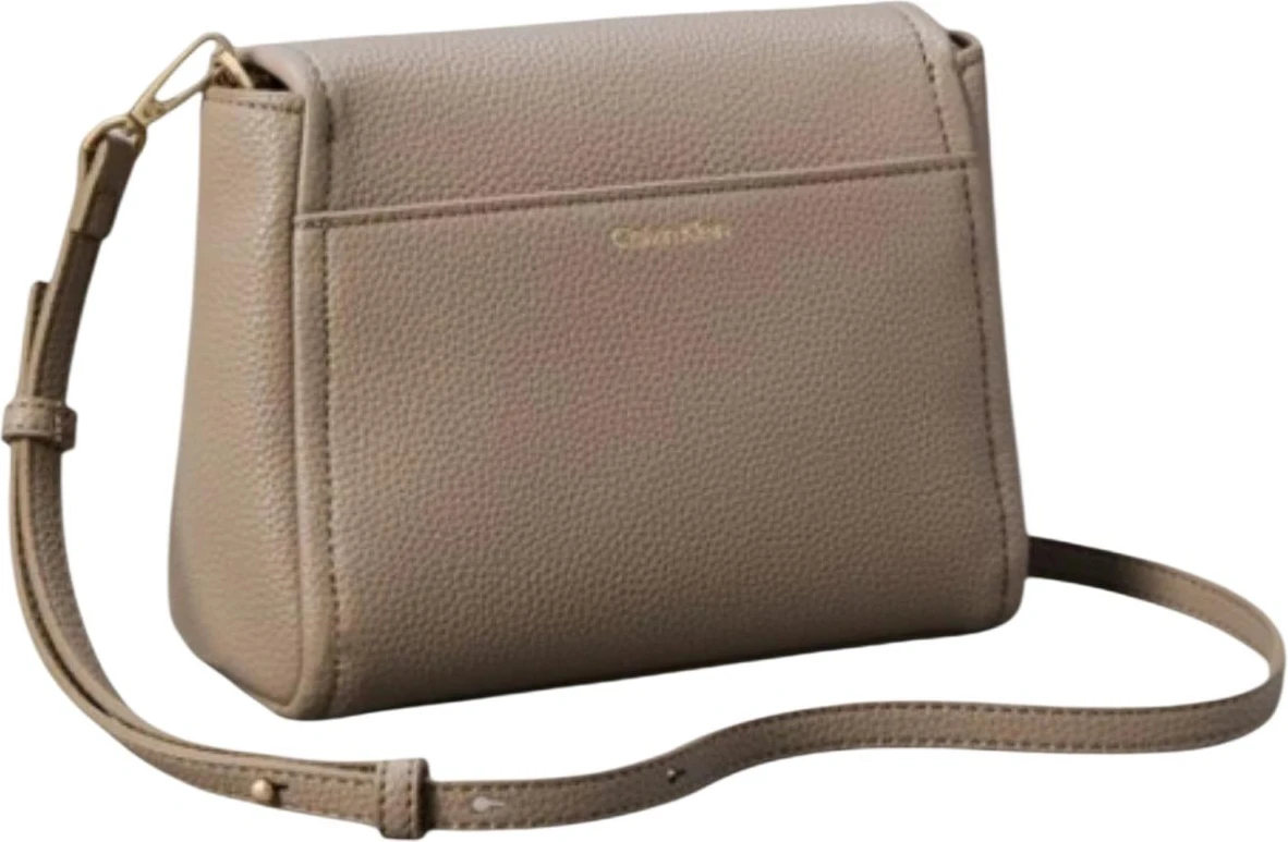 Emblem HW Pebble Crossbody 20 Calvin Klein Сумки