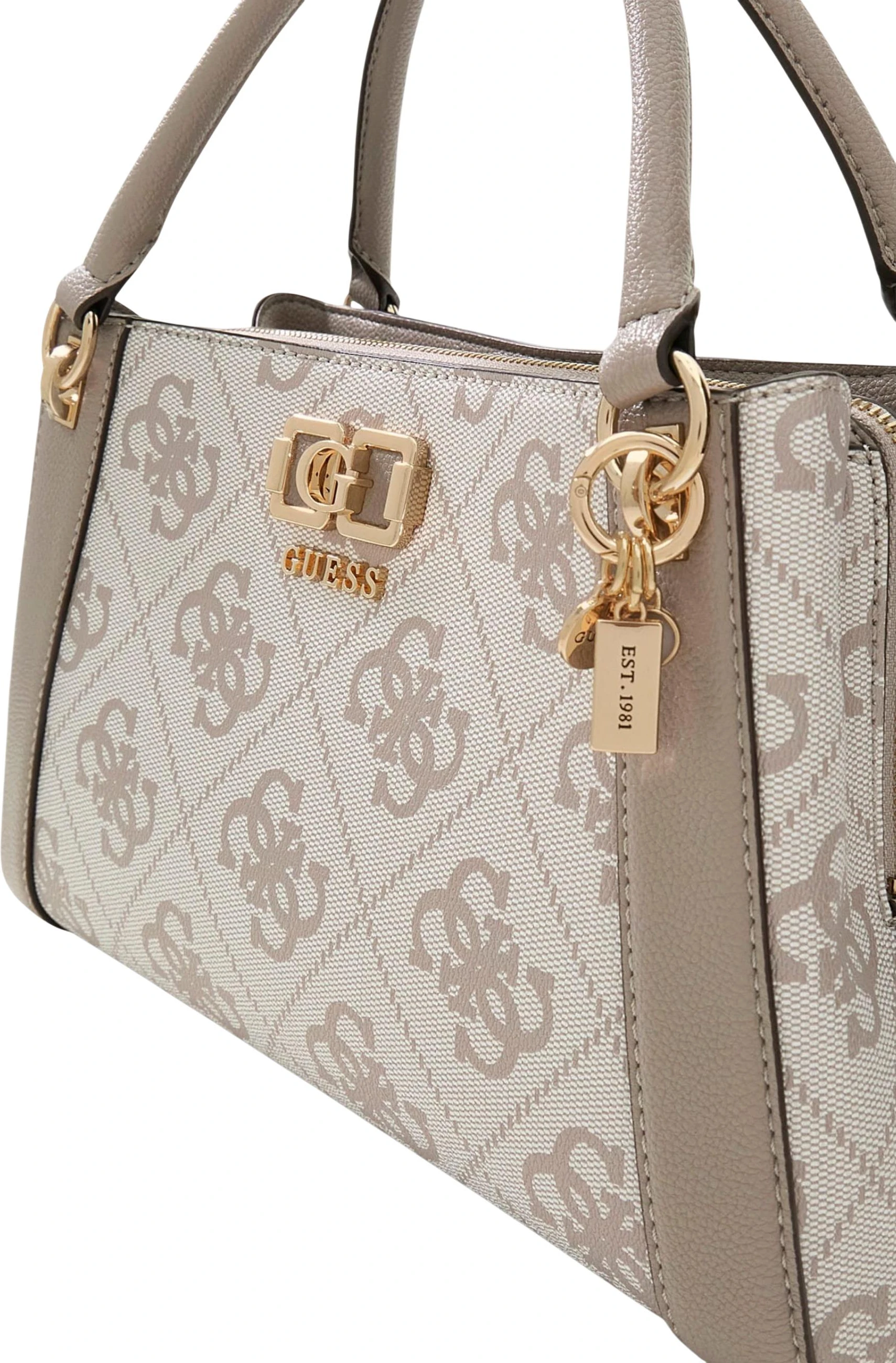Сумки GUESS