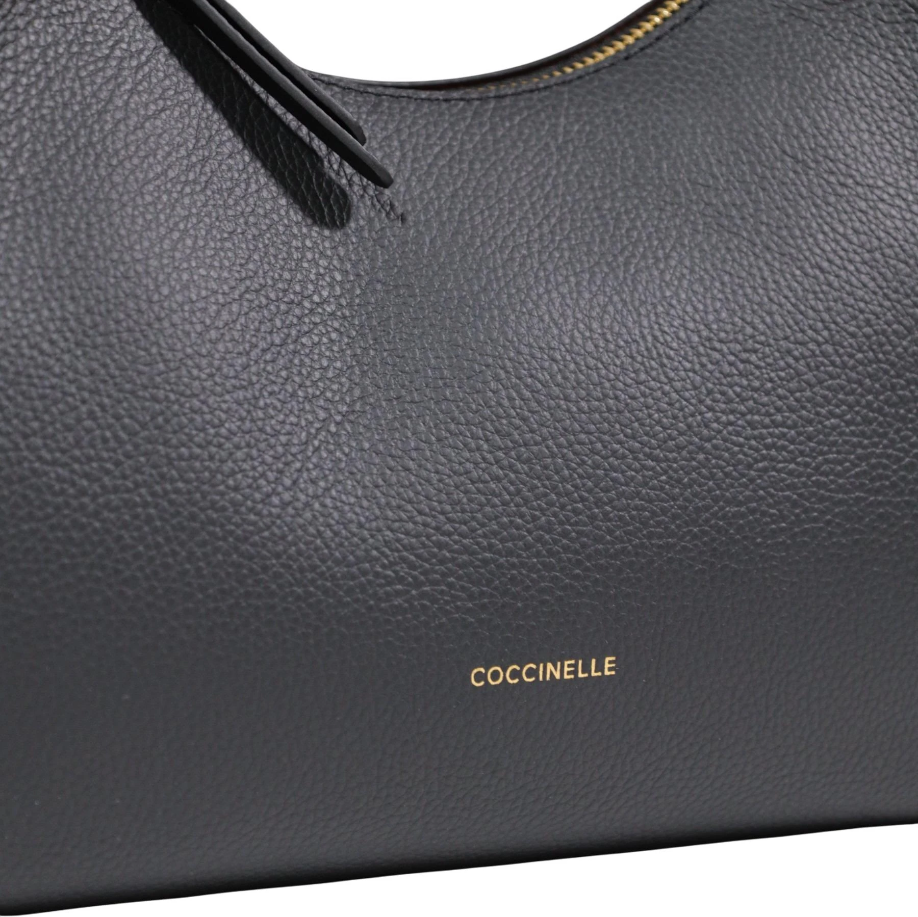 Сумки Coccinelle