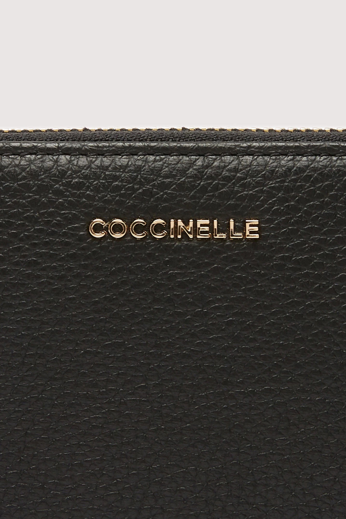 Кошельки Coccinelle