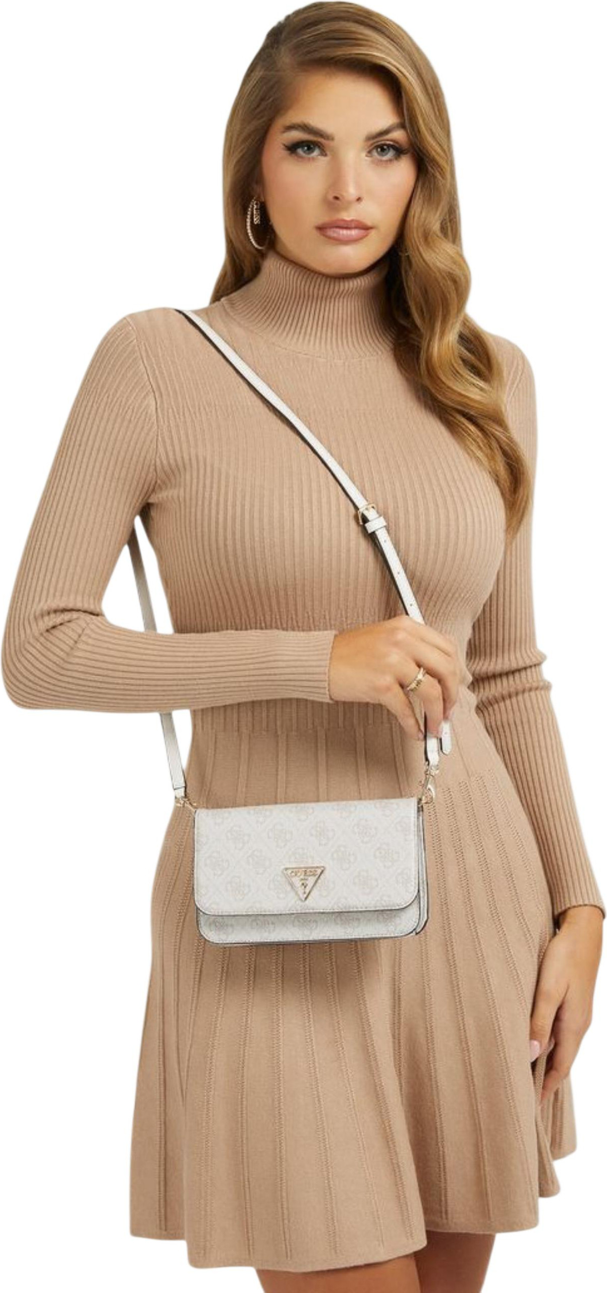 Сумки GUESS