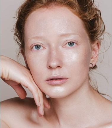 Хайлайтер Madara Cosmic Drops Buildable Highlighter