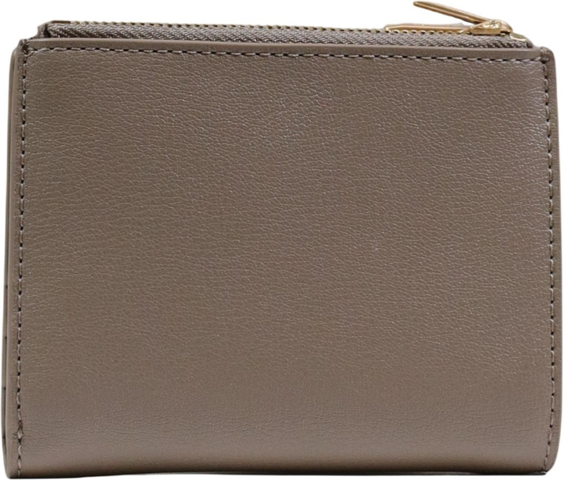 Кошельки Calvin Klein
