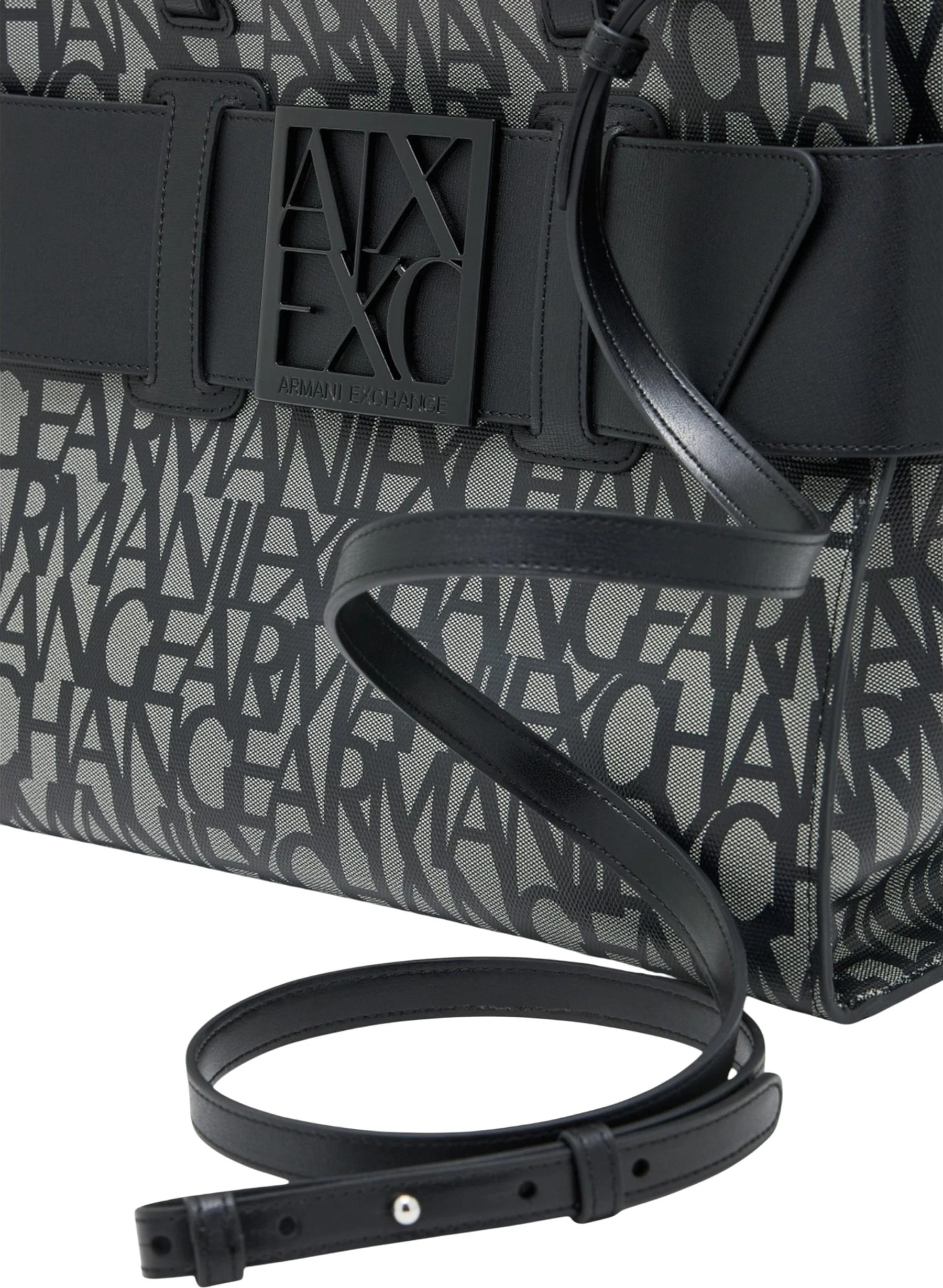 Сумки Armani Exchange