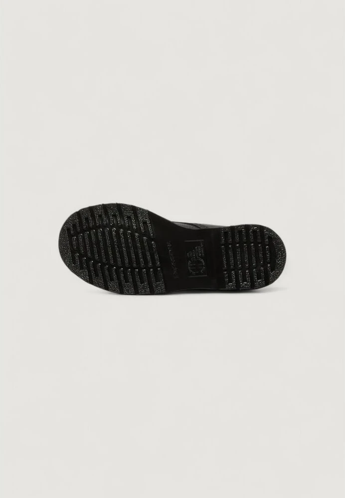 Ботинки Dr. Martens Virginia 1460