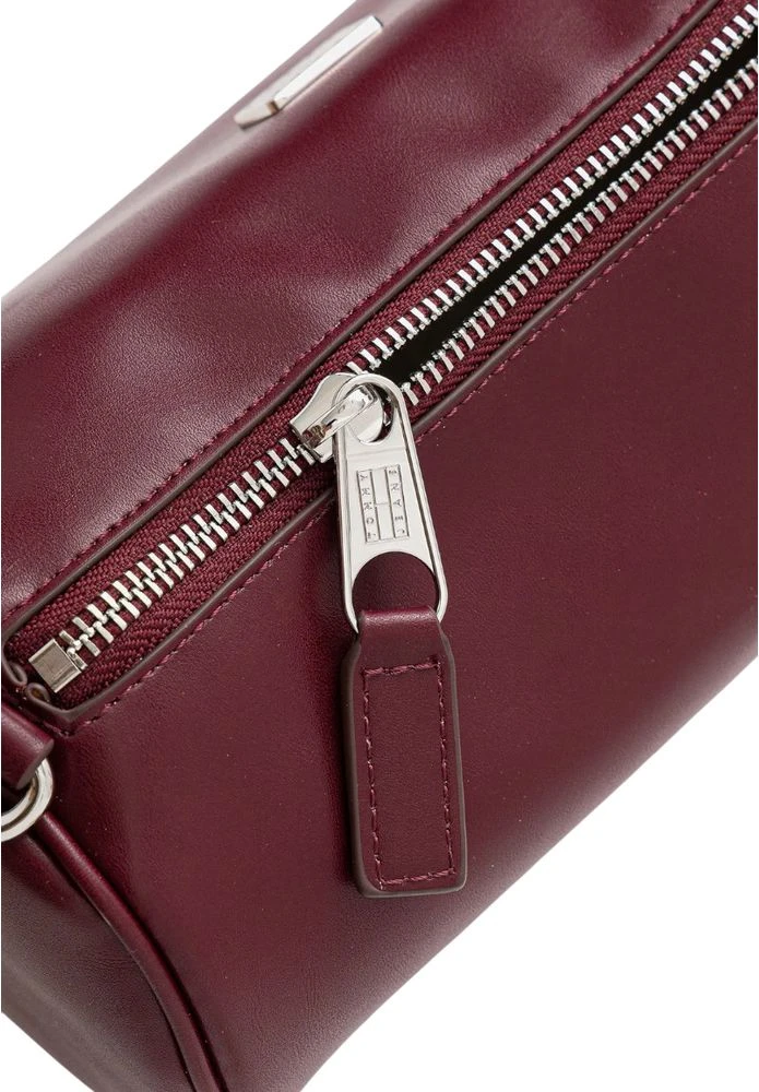 Женская сумка Tommy Jeans TJW CHAIN SHOULDER BAG