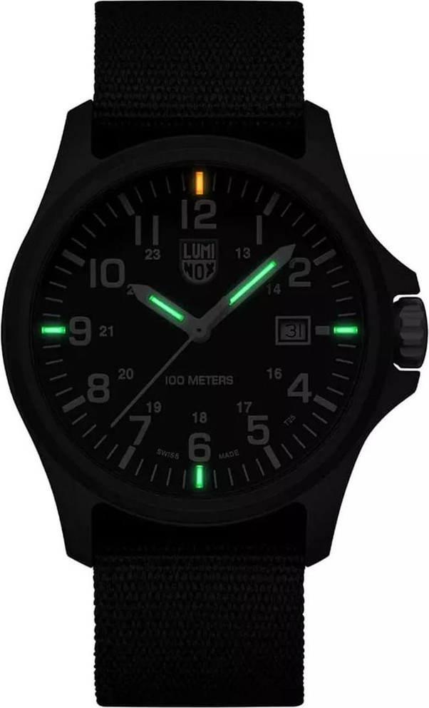 Часы Luminox Black Nylon Sport
