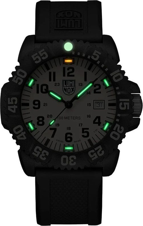 Спортивные часы Luminox