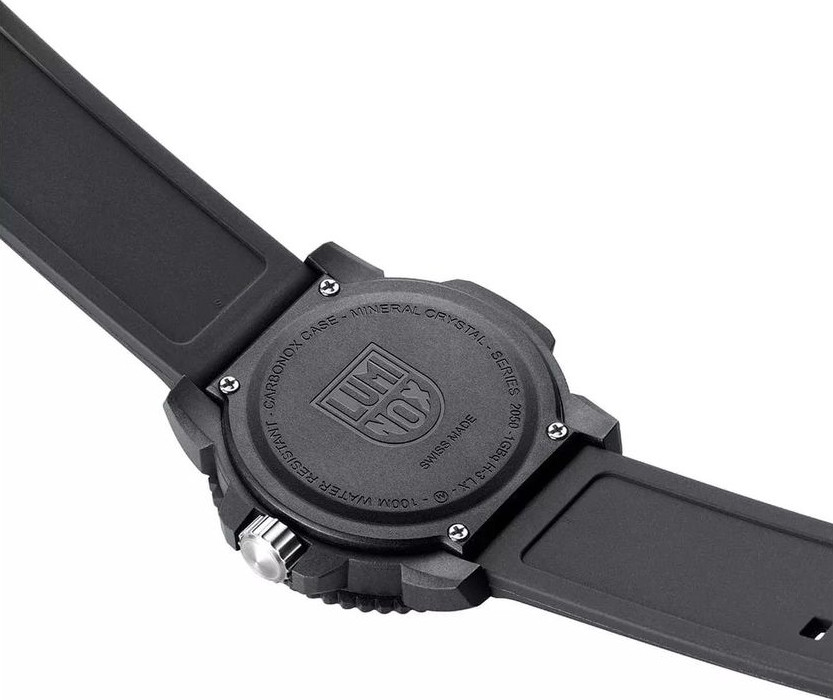 Спортивные часы Luminox