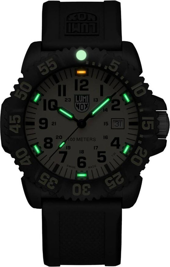 Спортивные часы Luminox