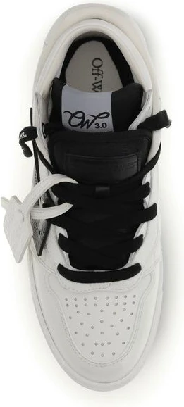 Athletic Sneakers Off-White