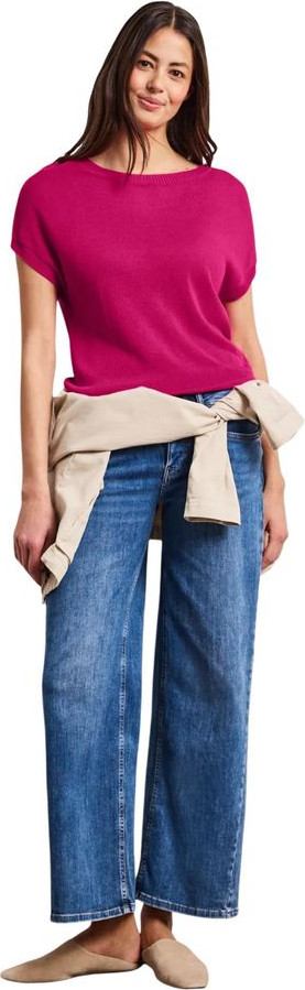 Sweater Street One