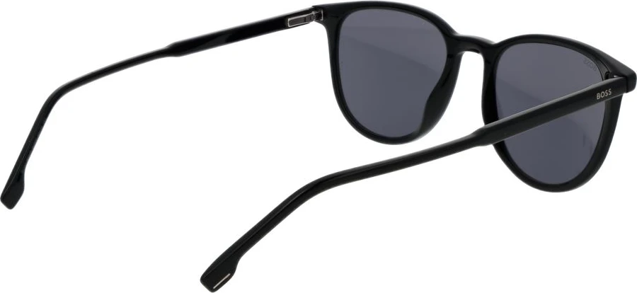 Солнцезащитные очки Hugo Boss