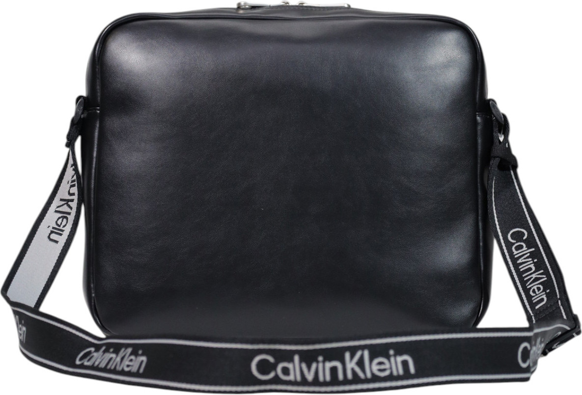 Сумки Calvin Klein