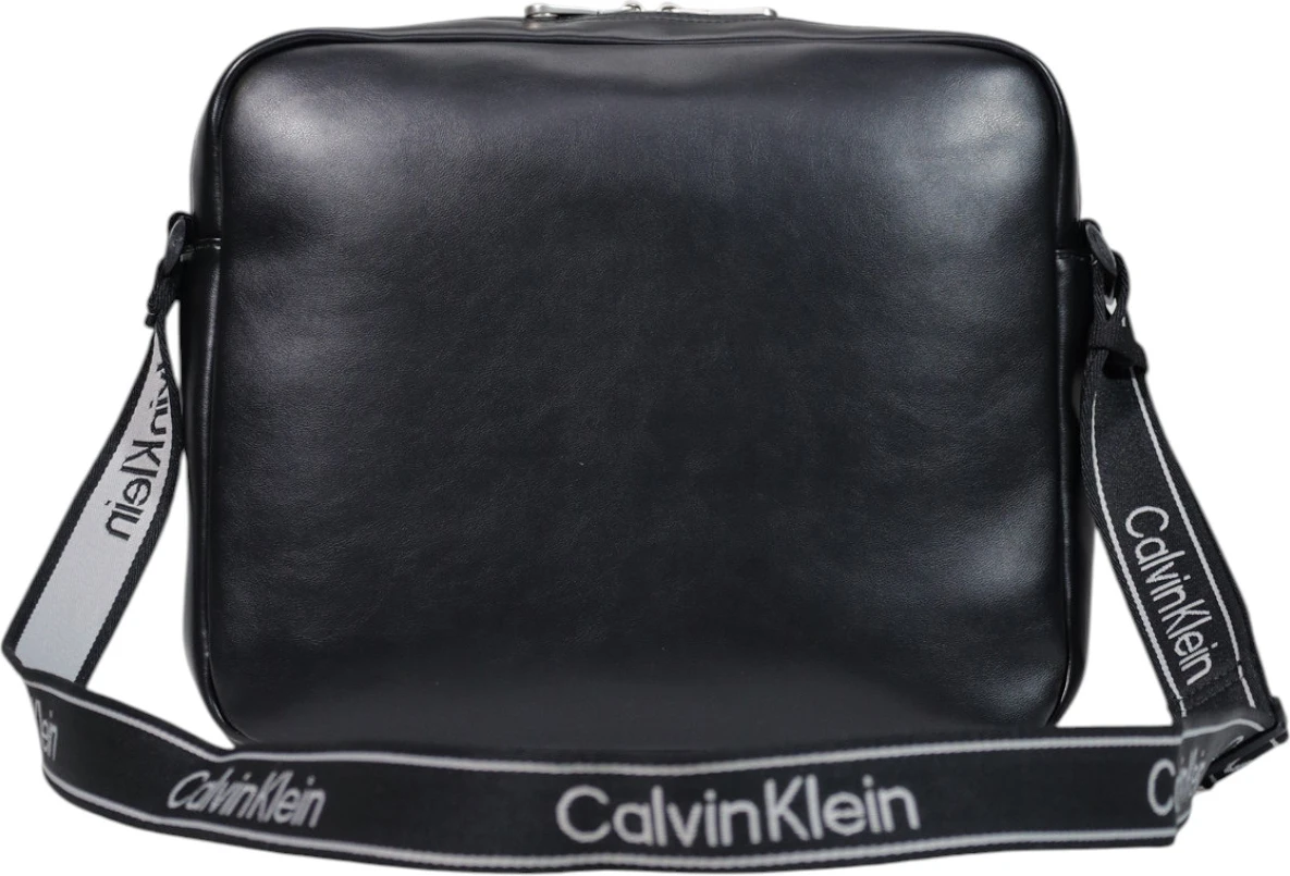 Сумки Calvin Klein
