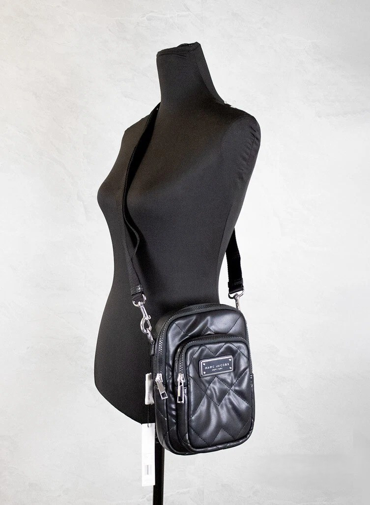 Сумка The Marc Jacobs Pillow Small Black Quilted Smooth Leather Crossbody Handbag Purse