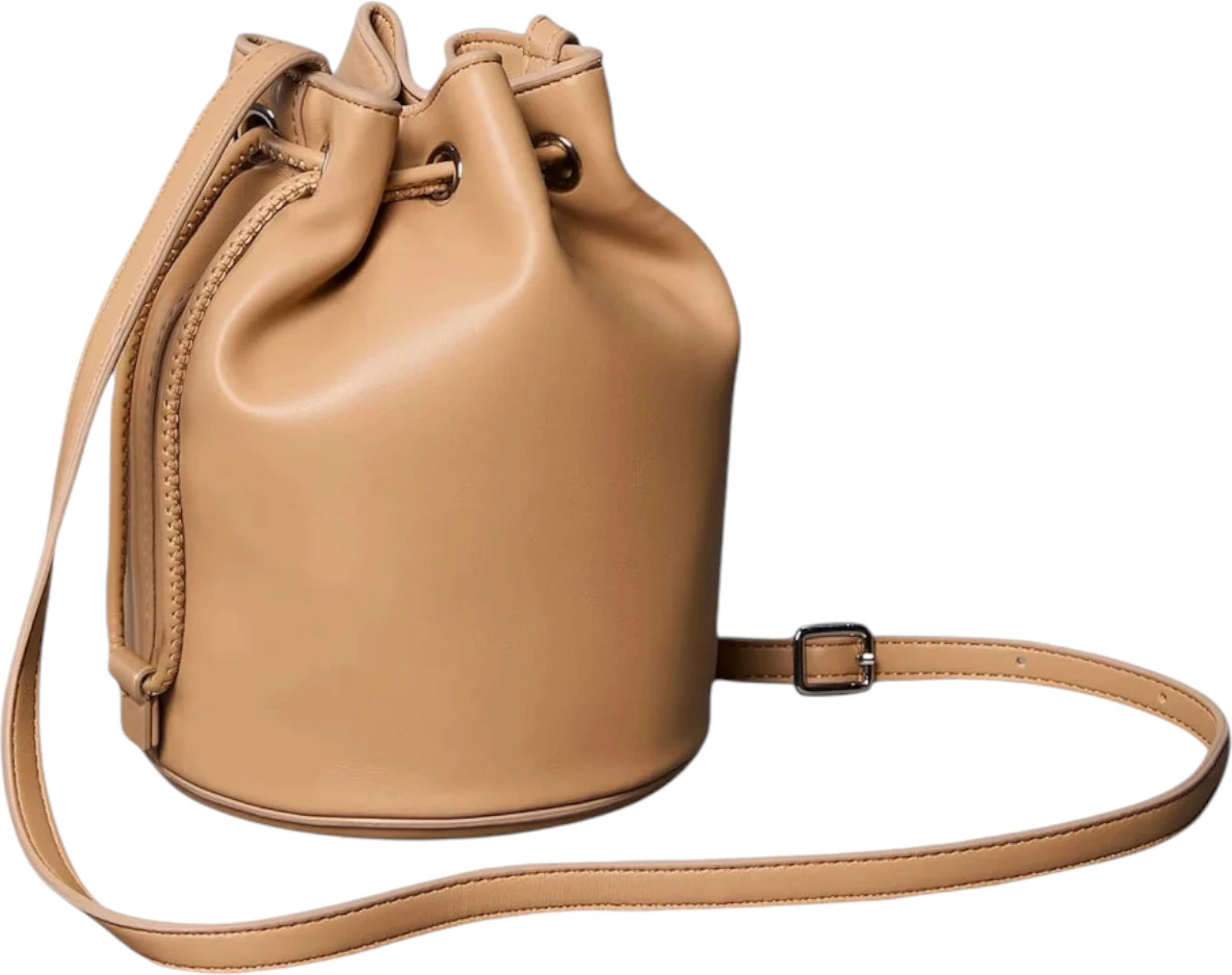 Сумка Calvin Klein Bold CK Small Bucket Bag