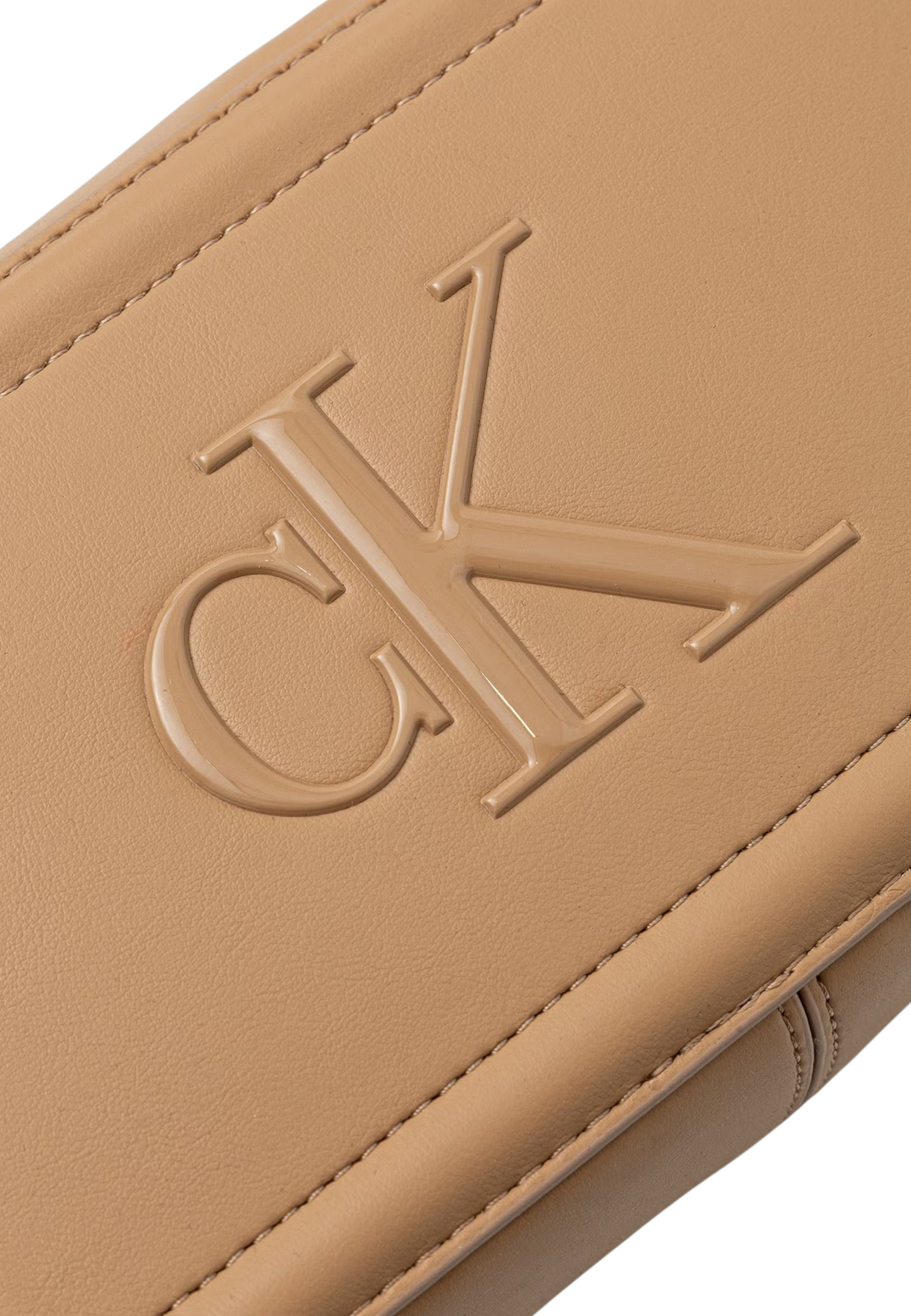 Сумки Calvin Klein