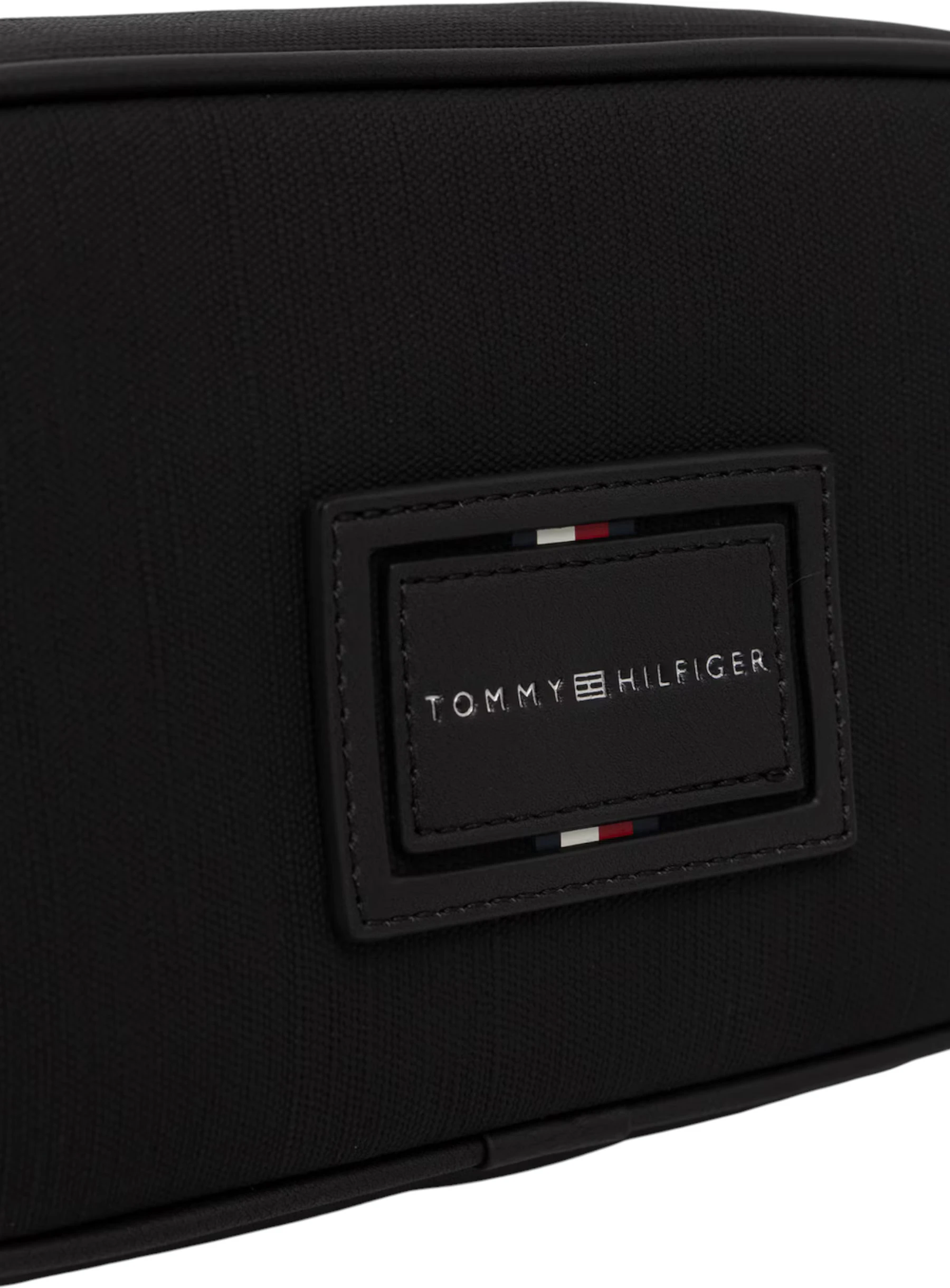 Сумки Tommy Hilfiger