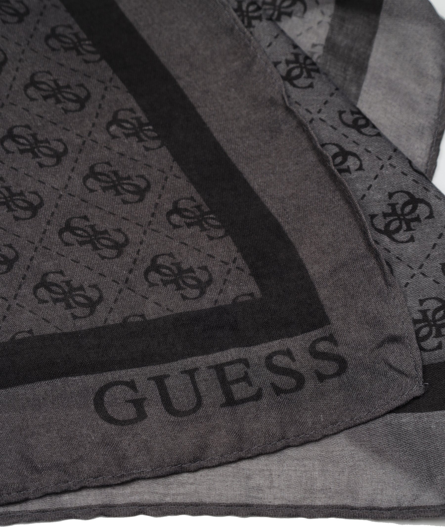Шарфы GUESS