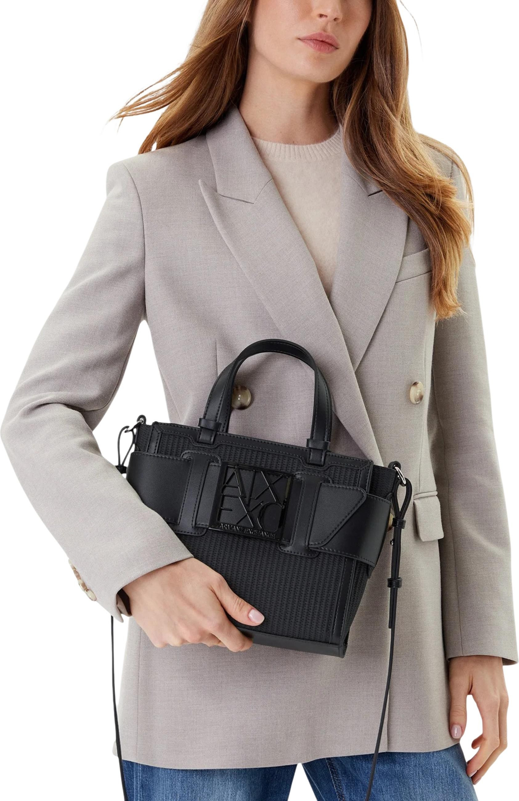 Сумки Armani Exchange