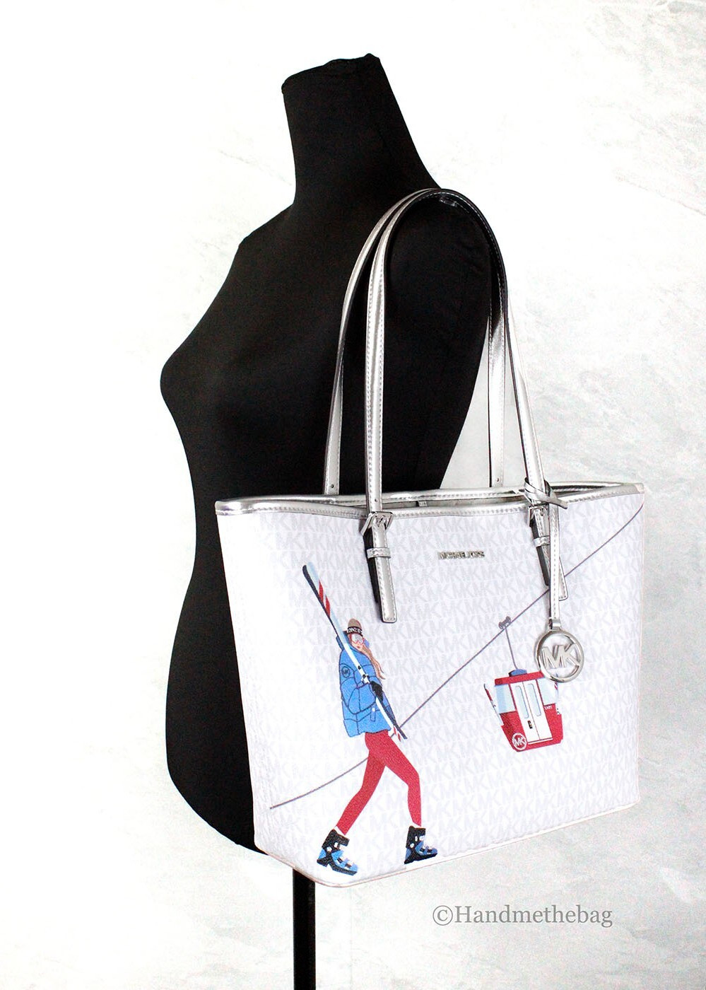 Michael Kors Carryall Tote Bag