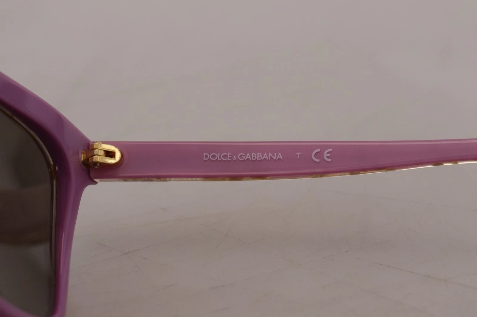 Солнцезащитные очки Dolce & Gabbana DG4251