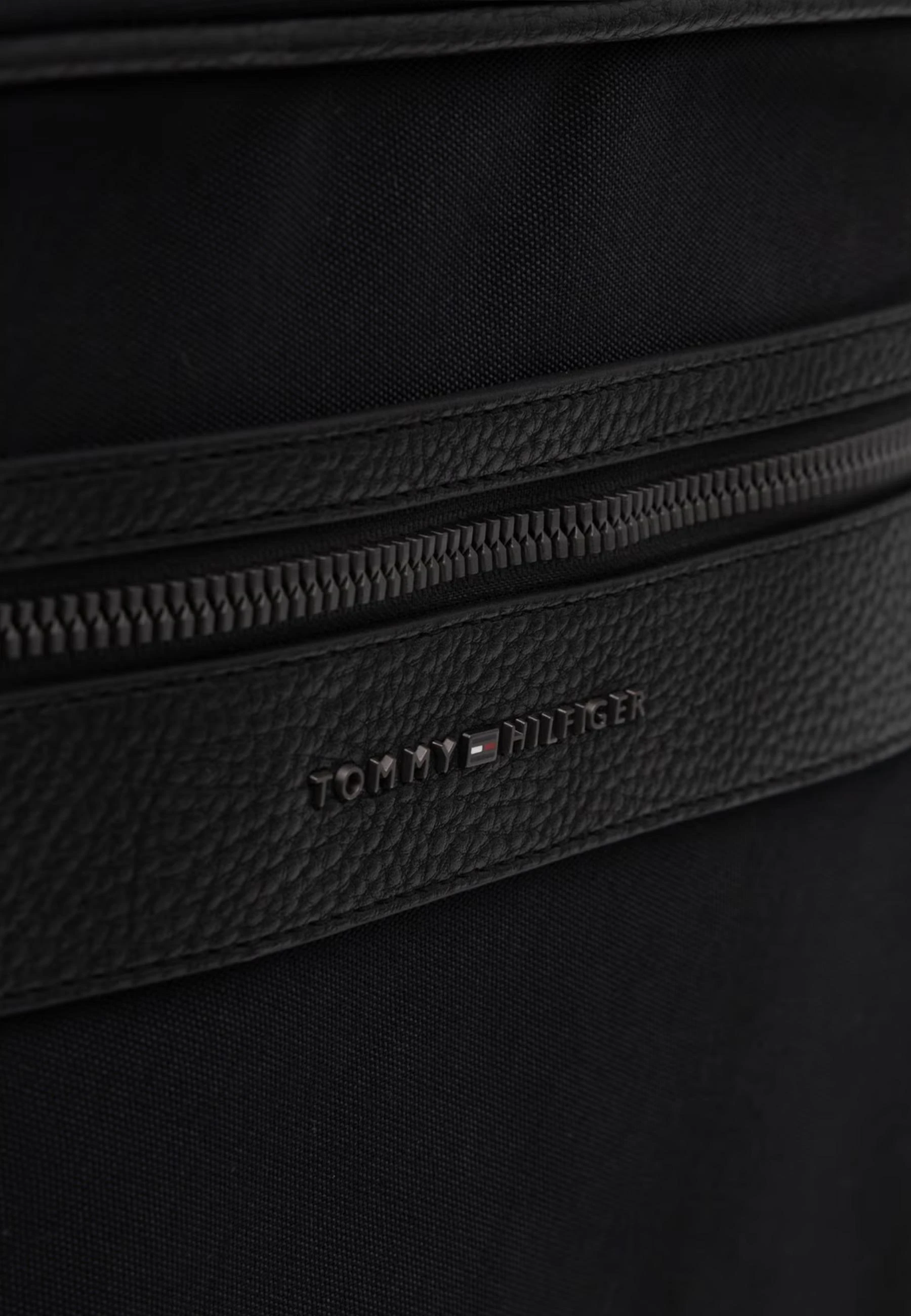 Рюкзак Tommy Hilfiger