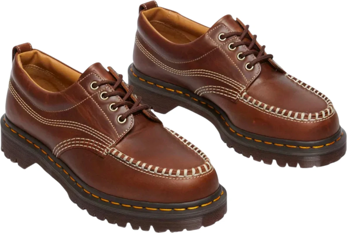 Ботинки Dr. Martens на шнуровке
