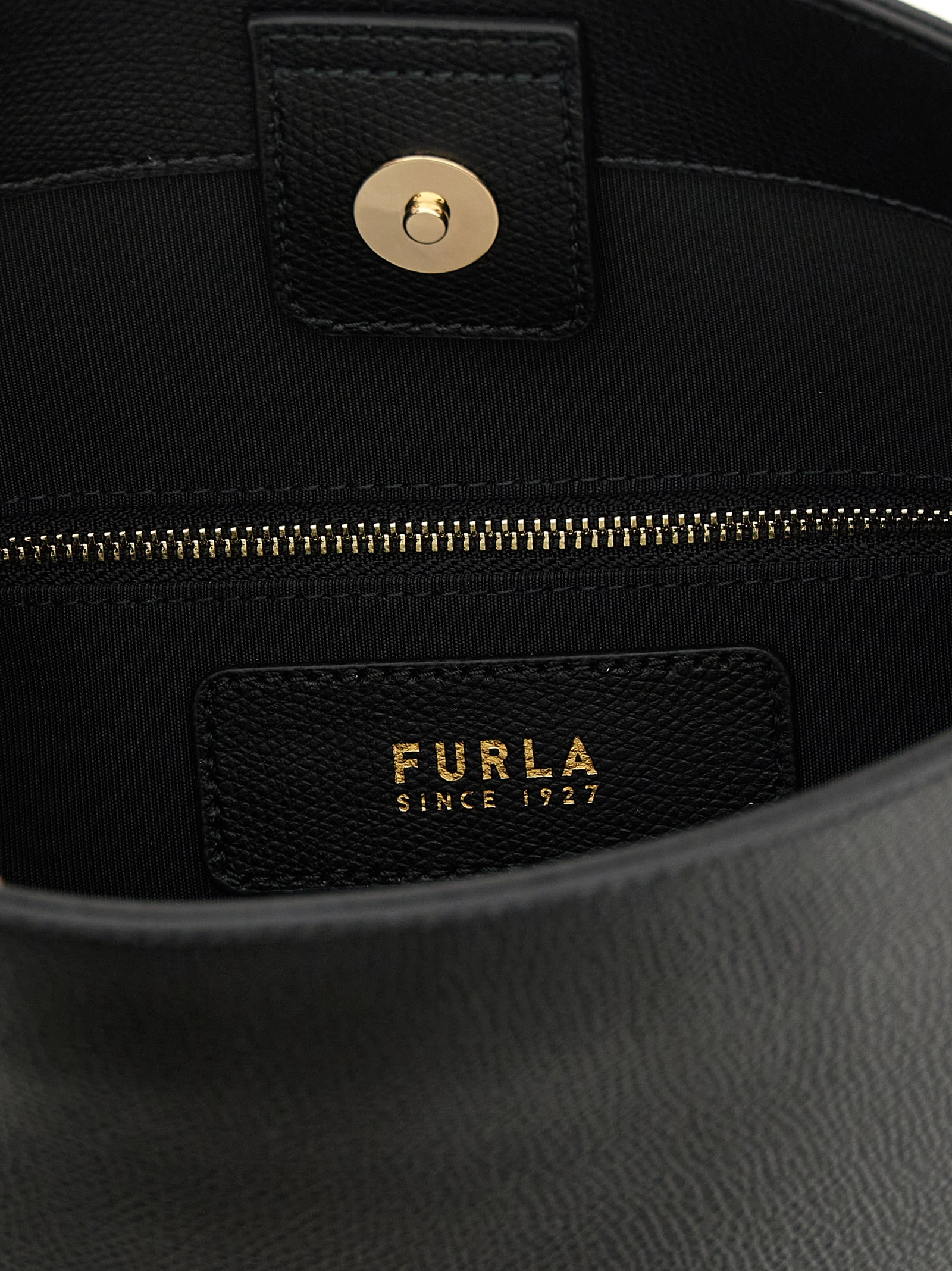 Сумка на плечо Furla Roxie