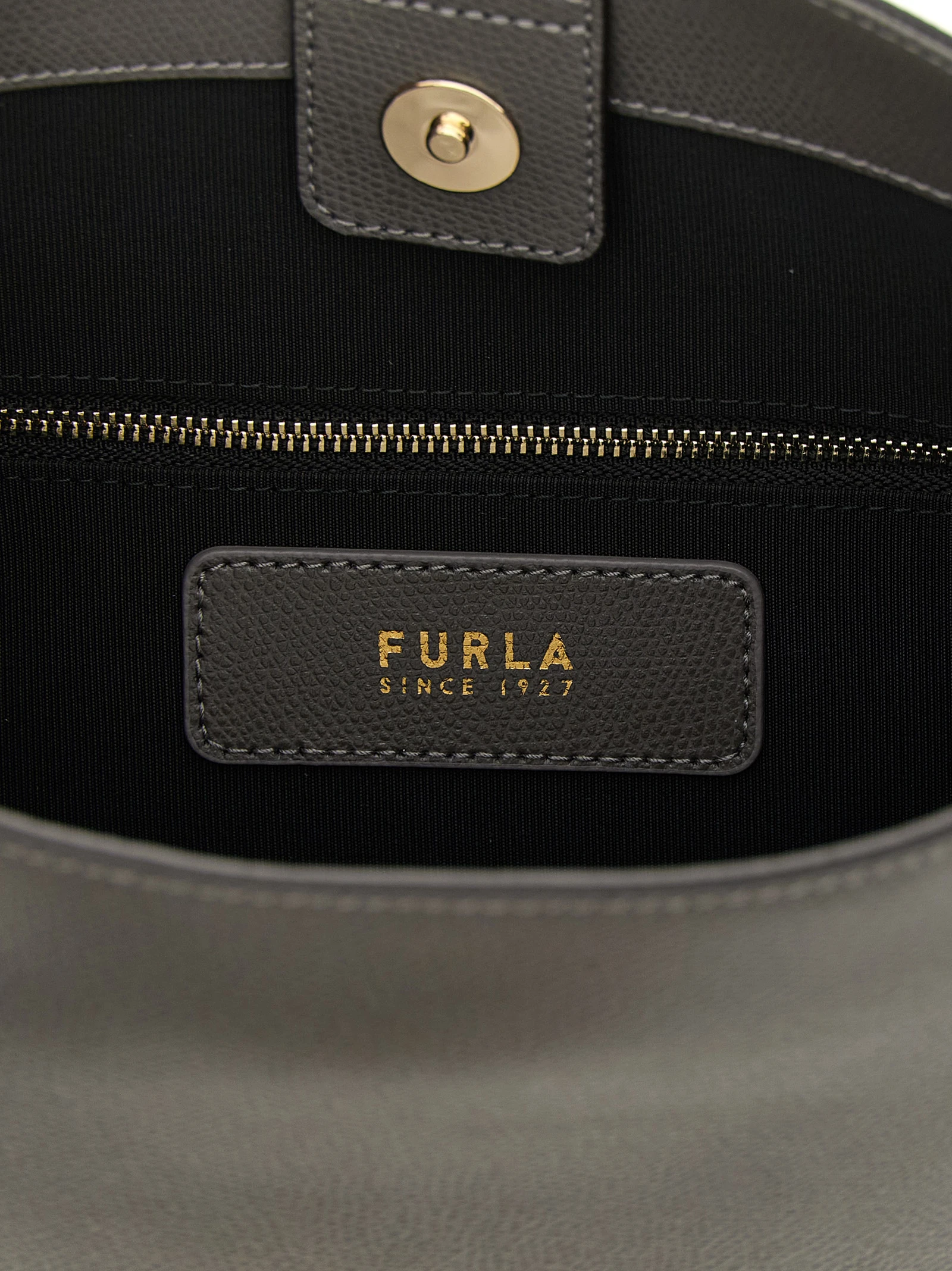 Сумка на плечо Furla Roxie