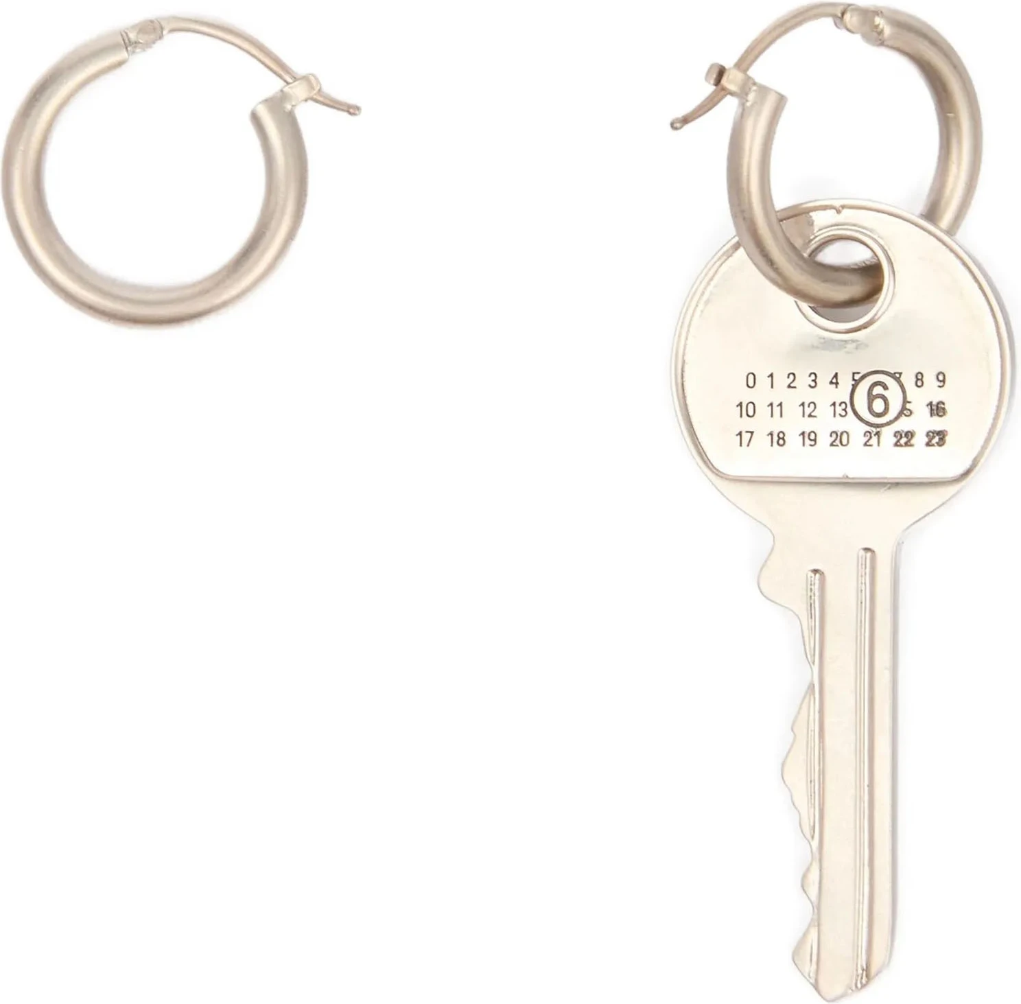 Серьги MM6 Maison Margiela из серебряной латуни