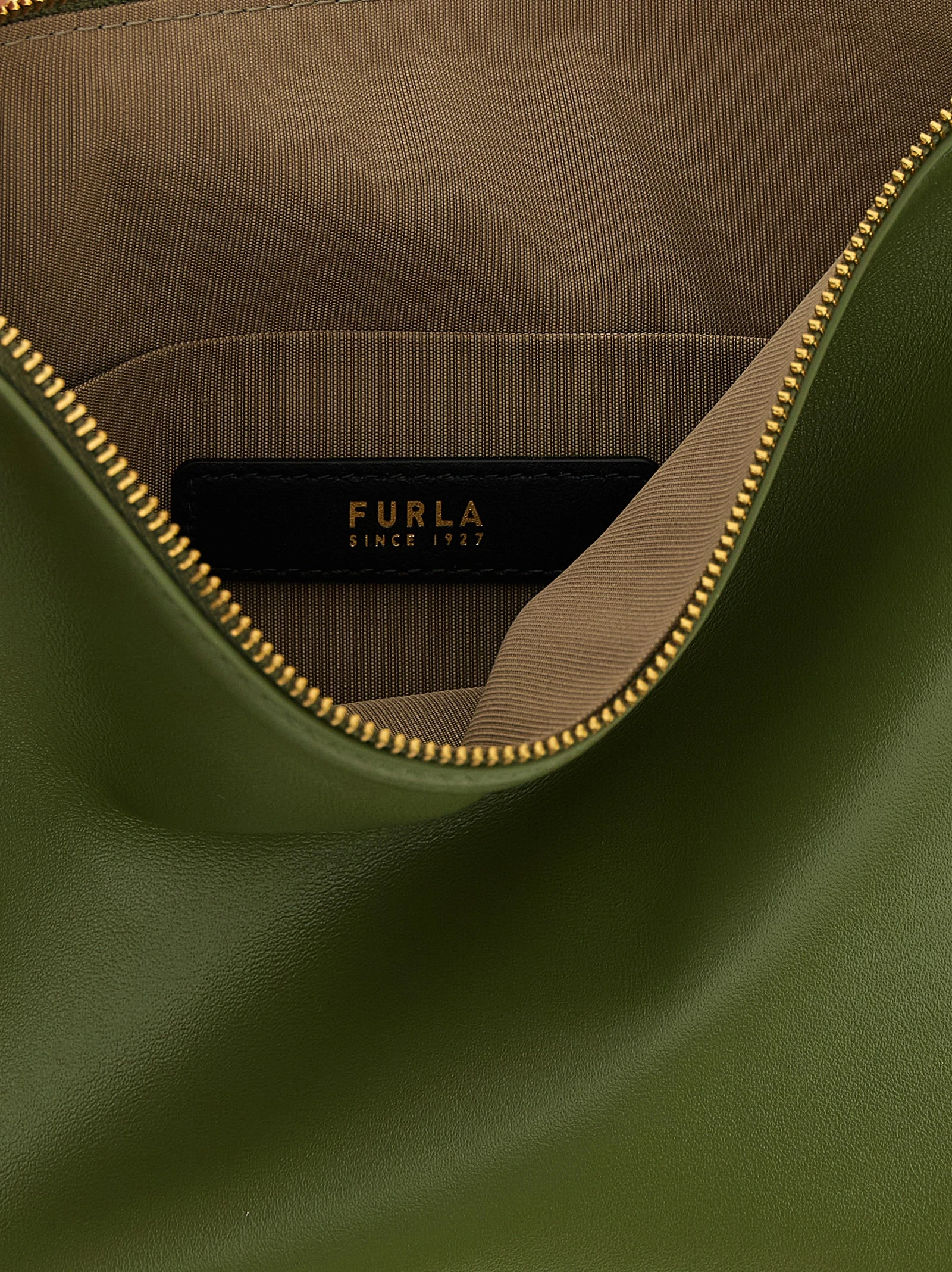 Сумка на плечо Furla Sfera Soft