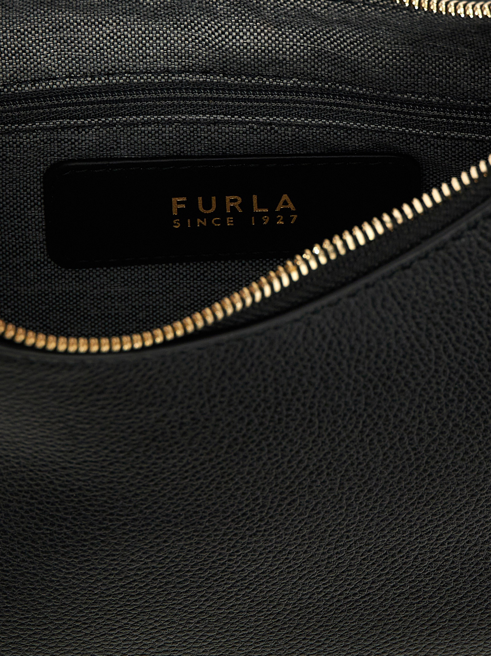 Сумка на плечо Furla