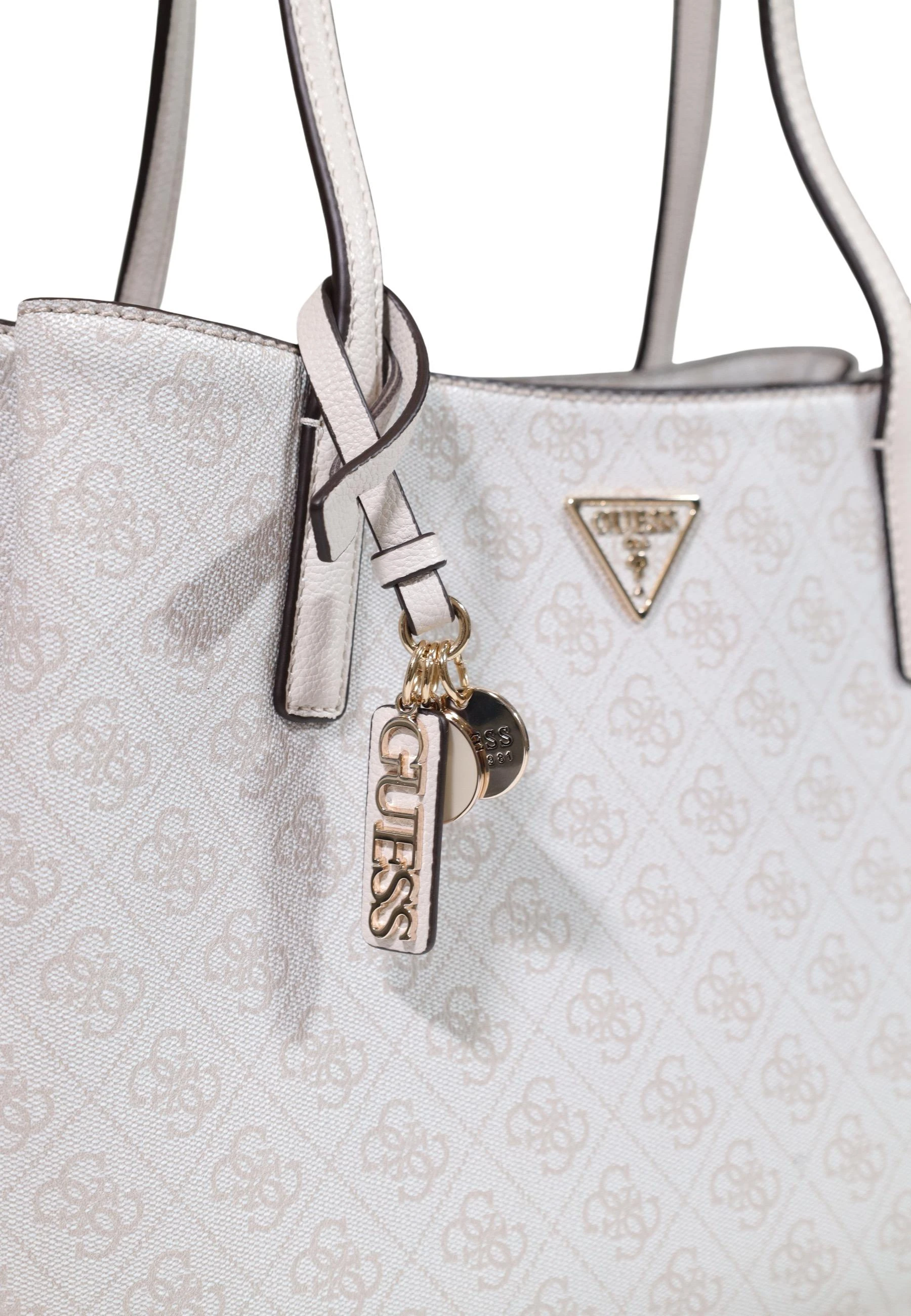Сумки GUESS